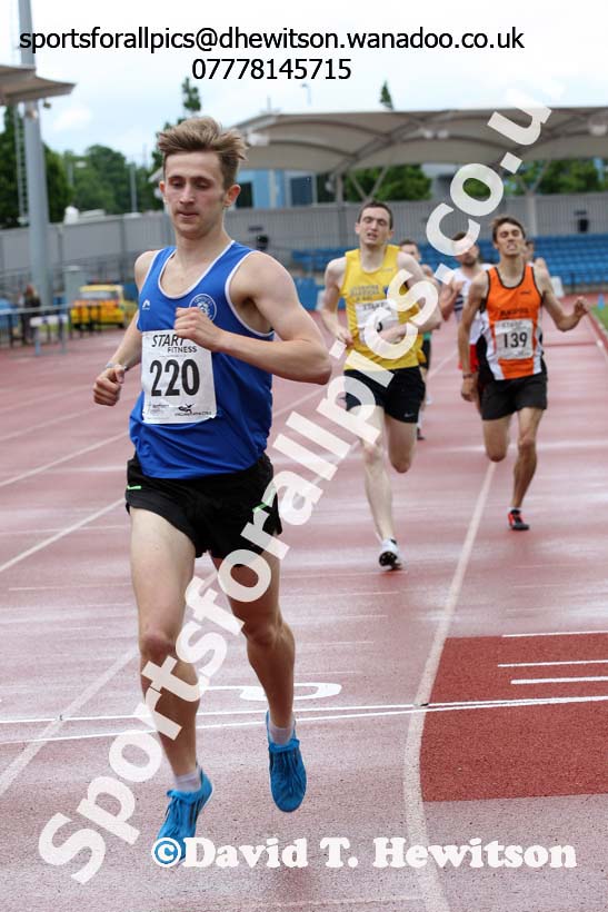 Senior mens 800 metres, Northern Championships, Sport City, Manchester. Photo: David T. Hewitson/Sports for All Pics